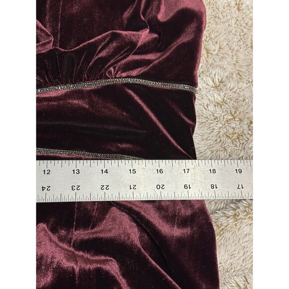 OLEG CASSINI Velvet Gown Sheath Dress Wine Embellished Keyhole Size18 Sleeveless - Picture 10 of 10